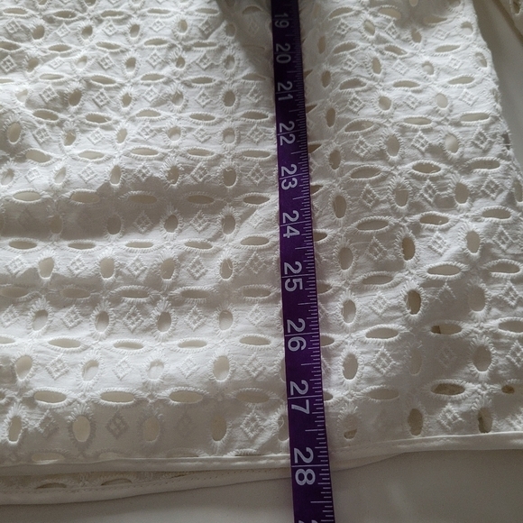Rebeca Rojas cold shoulder Ivory eyelet top - Picture 5 of 7